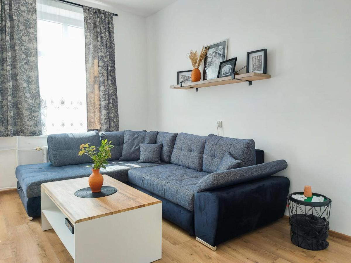Ratusz Na 5 Apartment Jelenia Gora Exterior photo